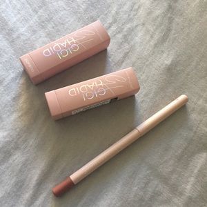 Gigi Hadid lipstick duo with liner